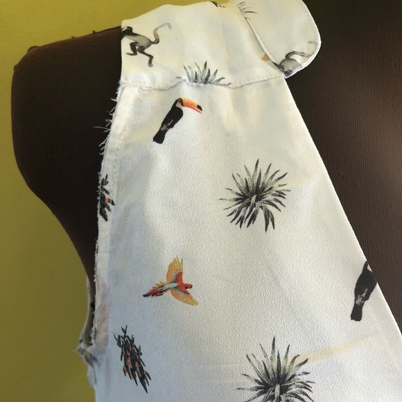 Tank - Picture 4 of 6